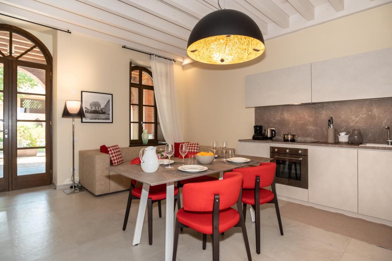 Ferienwohnung Borgo Di Drugolo Lonato del Garda Exterior foto
